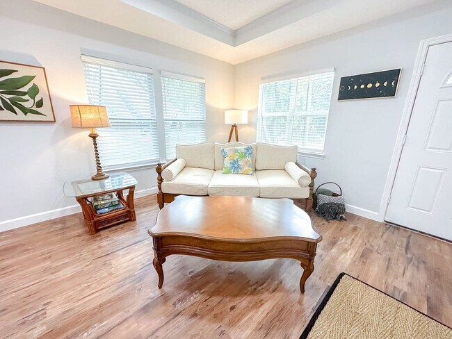 942 SE 7th Ave in Gainesville, FL - Building Photo - Building Photo