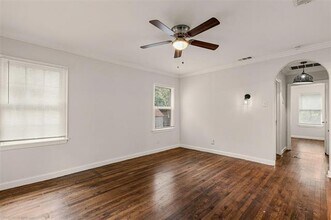 1006 Briarwood Dr in Garland, TX - Building Photo - Building Photo