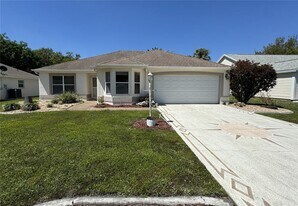1105 San Antonio Ln in the Villages, FL - Building Photo