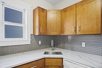 2 Redfield St, Unit 2 in Boston, MA - Building Photo - Building Photo