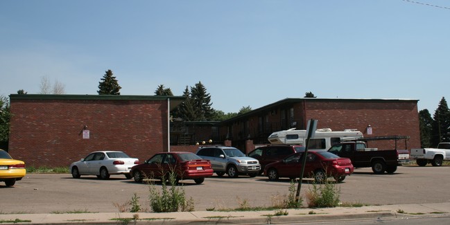 Aspen Apartments in Greeley, CO - Building Photo - Building Photo