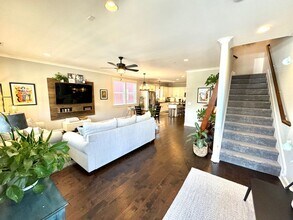 2350 Somerset Valley Dr in Nashville, TN - Building Photo - Building Photo