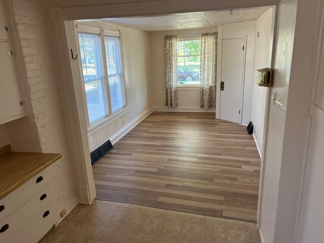 property at 227 S 4th St