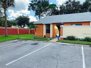 11 Silver Swan Ct in Kissimmee, FL - Building Photo - Building Photo