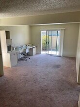 321 Inger Dr in Santa Maria, CA - Building Photo - Building Photo