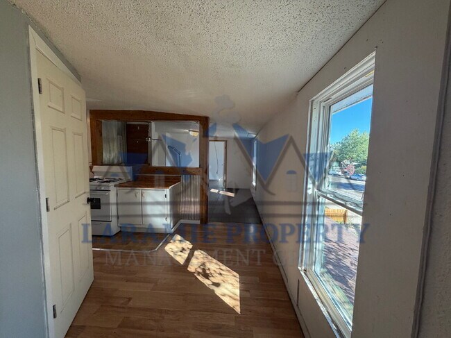 614 S 5th St in Laramie, WY - Building Photo - Building Photo
