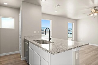 14505 Quanah Ave in Lubbock, TX - Building Photo - Building Photo