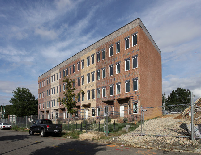 931 12th St NE in Washington, DC - Building Photo - Building Photo