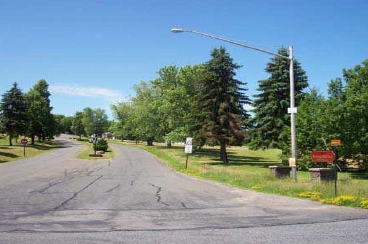 Saratoga Hills in Stillwater, NY - Building Photo