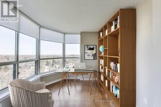 20-820 Guildwood Pkwy in Toronto, ON - Building Photo - Building Photo