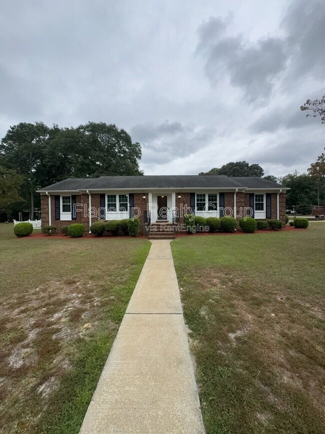 300 Violeta Cir in Goldsboro, NC - Building Photo - Building Photo
