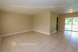 10005 SW 166th St in Miami, FL - Building Photo - Building Photo