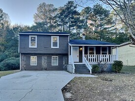 6305 Beaver Creek Trail in College Park, GA - Building Photo