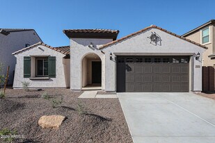7023 W Plum Rd in Peoria, AZ - Building Photo