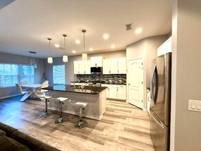 172 Cohosh Rd in Nokomis, FL - Building Photo - Building Photo