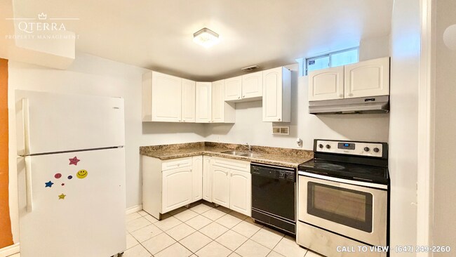 3910 Baggins Crt in Mississauga, ON - Building Photo - Building Photo