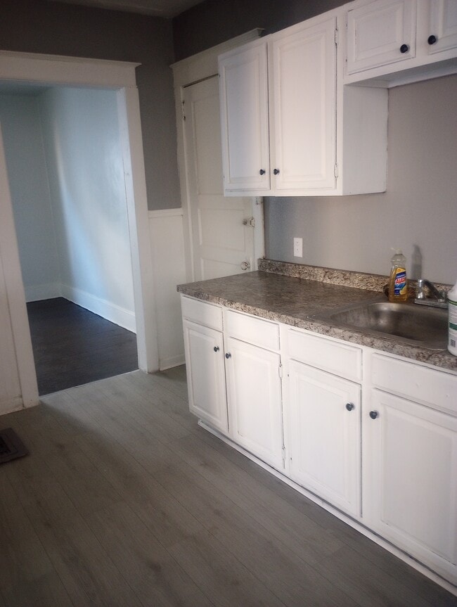 38 Frederick St, Unit 38 Frederick St