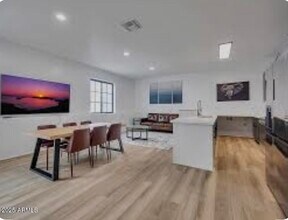 830 S Farmer Ave in Tempe, AZ - Building Photo - Building Photo