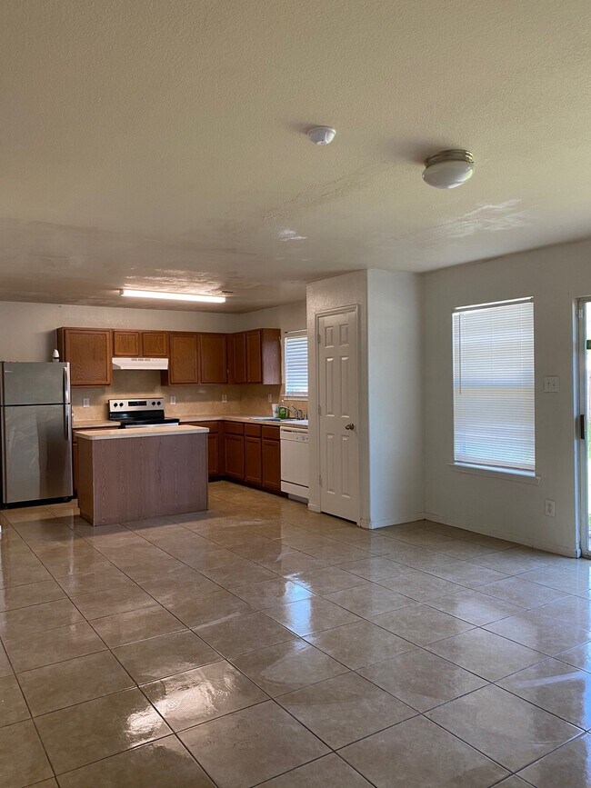 property at 3114 Junction Dr