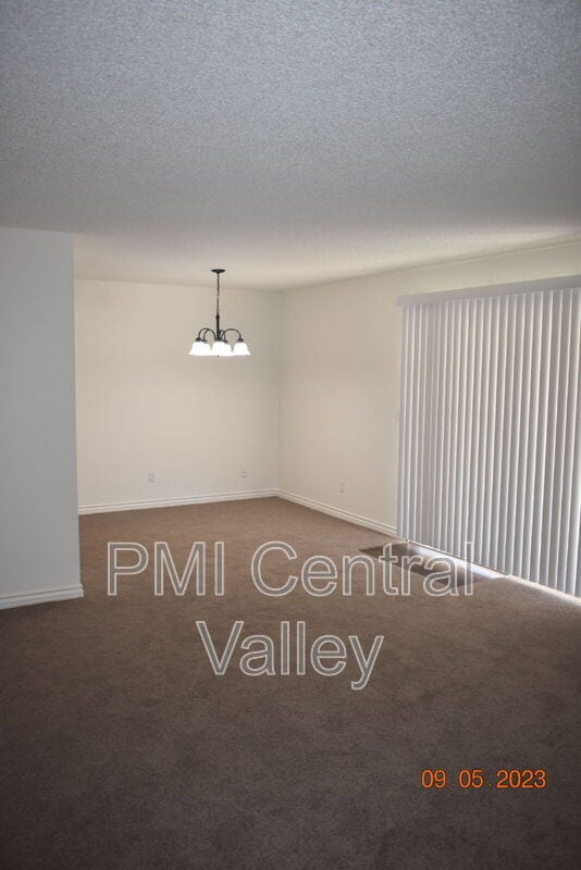 280 Prado Way in Stockton, CA - Building Photo - Building Photo