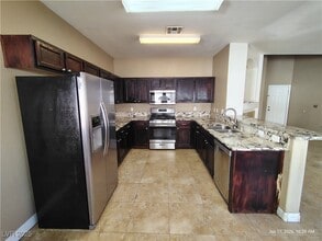 5951 Gentleslope St in Henderson, NV - Building Photo - Building Photo