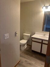 3216 Midvale Dr in Janesville, WI - Foto de edificio - Building Photo