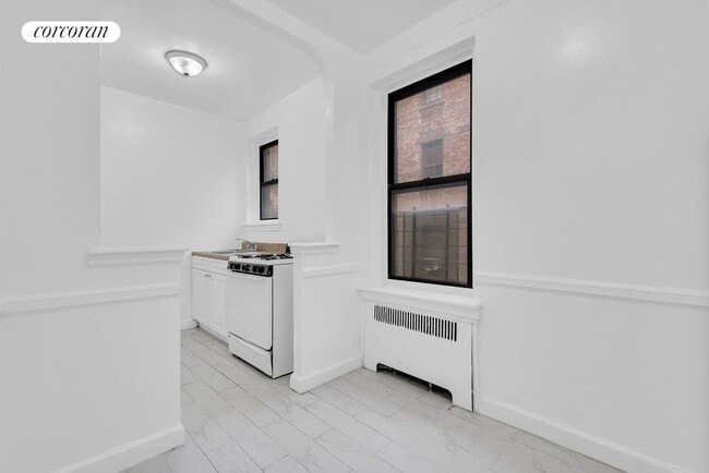 3000 Valentine Ave in Bronx, NY - Building Photo - Building Photo