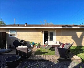 1807 Barbara St in Austin, TX - Building Photo - Building Photo