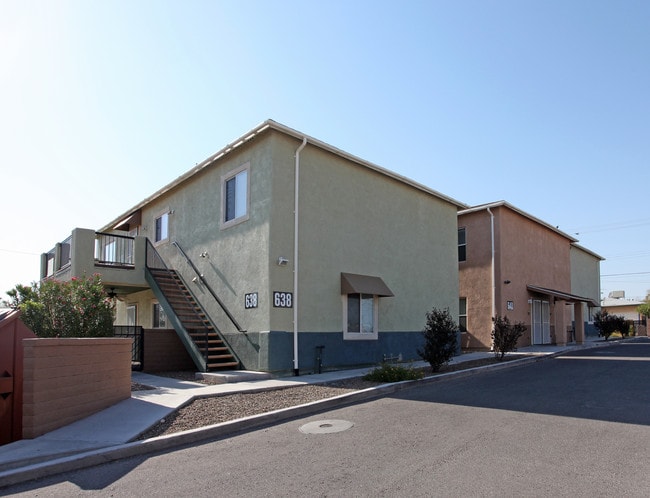 638-642 E Lester in Tucson, AZ - Foto de edificio - Building Photo