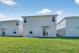 19525 Fairhill Ct in Lehigh Acres, FL - Building Photo - Building Photo