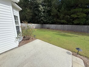 7120 Farrington Farms Dr in Wilmington, NC - Building Photo - Building Photo