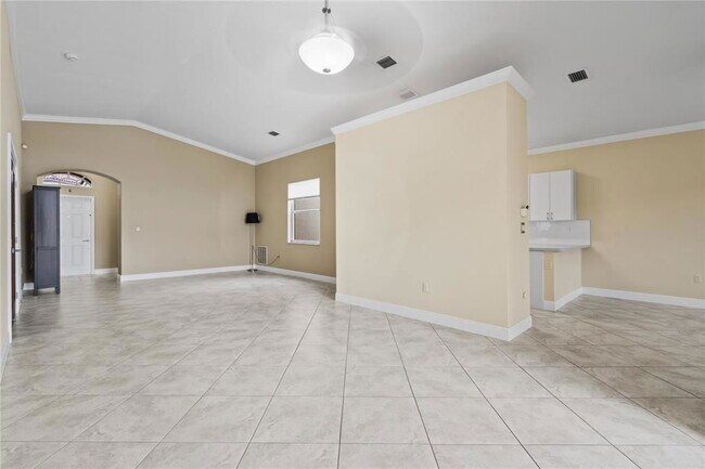 5101 SW 134th Ave in Miramar, FL - Building Photo - Building Photo