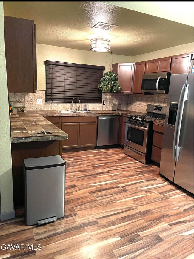 39312 167th St E in Palmdale, CA - Building Photo - Building Photo
