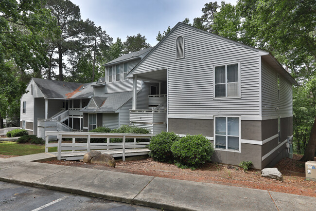 Acasa Tropical Ridge in Columbia, SC - Building Photo - Building Photo