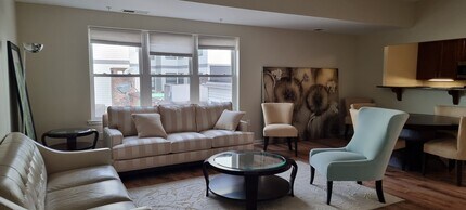 1118 S Charles St, Unit 3 in Baltimore, MD - Building Photo - Building Photo