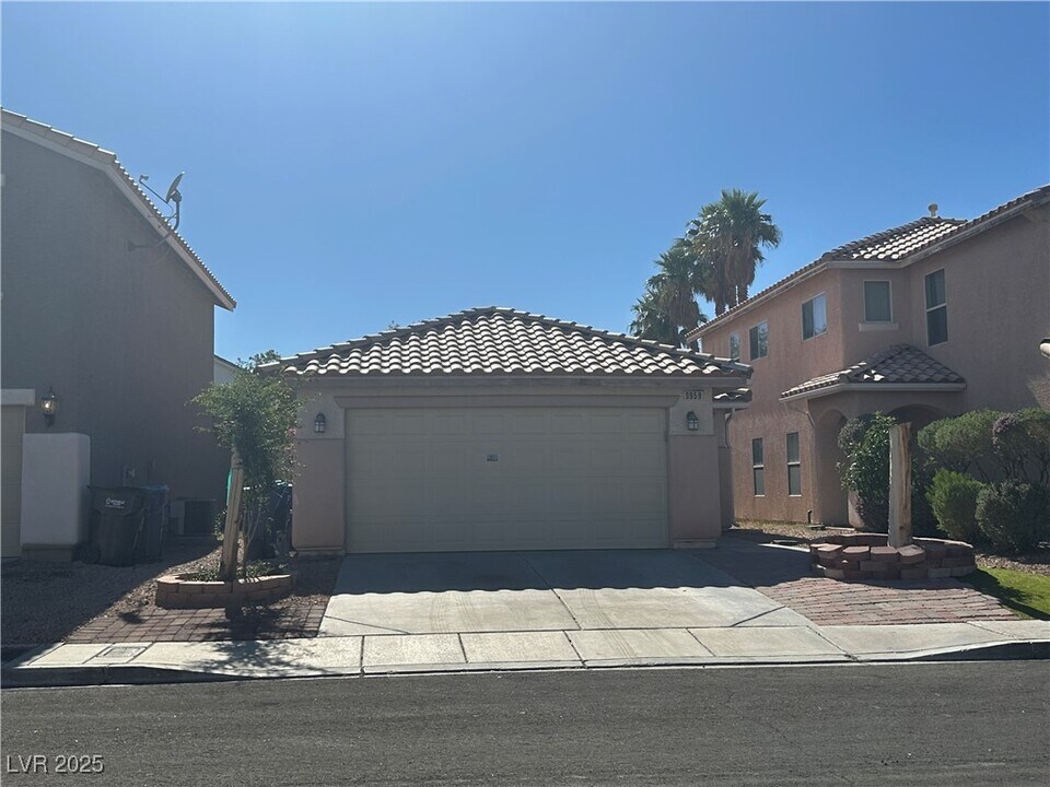 9959 Perceval St in Las Vegas, NV - Building Photo