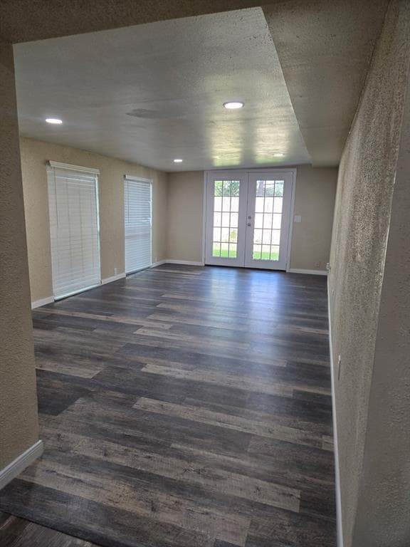 4934 Dollar Reef Dr in Bacliff, TX - Building Photo - Building Photo