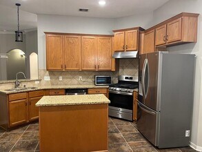 423 Glenwood Ridge Dr in Spring, TX - Building Photo - Building Photo