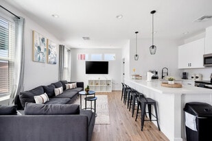 3806 E Polk St in Phoenix, AZ - Building Photo