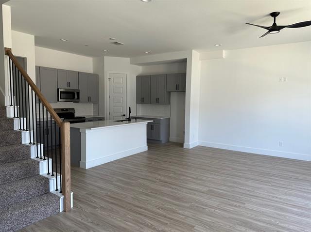 8910 Lowell St in Rowlett, TX - Building Photo - Building Photo
