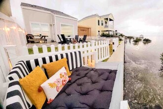 108 Las Joyas Blvd in Port Isabel, TX - Building Photo - Building Photo