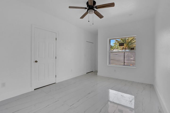 2915 Saginaw Ave in West Palm Beach, FL - Building Photo