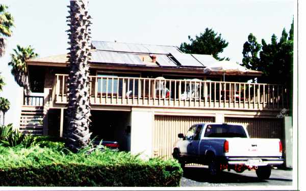 987-989 Sandpiper Ct in Ventura, CA - Foto de edificio - Building Photo