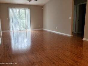 7057 Snowy Canyon Dr in Jacksonville, FL - Building Photo - Building Photo