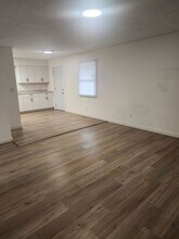 4143 W Burbank St in Springfield, MO - Building Photo - Building Photo