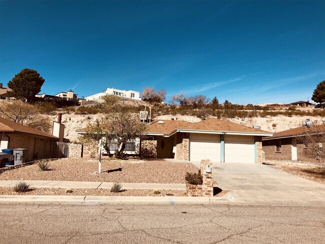 property at 741 Villa Vanessa Dr