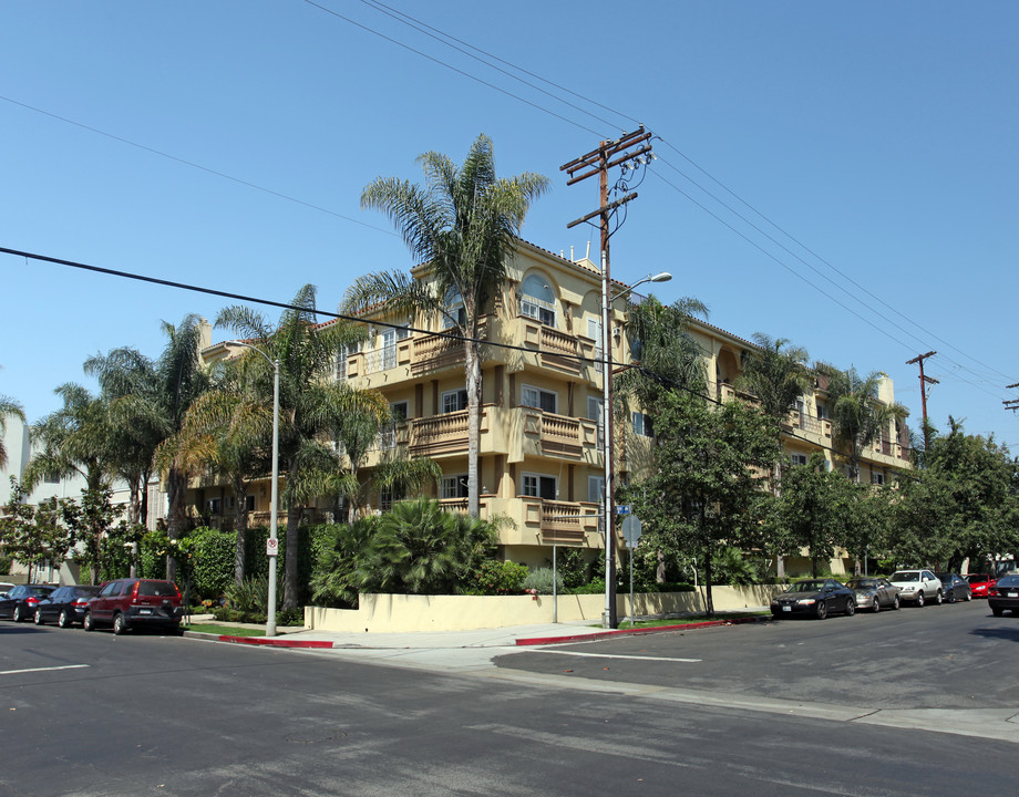 Residential Condominium in Los Angeles, CA - Building Photo