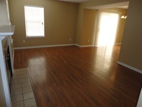 10619 Northern Dancer Dr in Indianapolis, IN - Building Photo - Building Photo