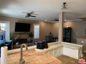 11320 Broadview Dr in Moorpark, CA - Building Photo - Building Photo