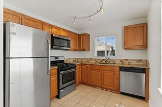 1390 Alton St in Aurora, CO - Building Photo - Building Photo